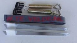 Hele Luifel Voor Voortent Aanritsbaar De Vaart Standaard Serie 9 Hele Luifel Voor Voortent Aanritsbaar De Vaart Standaard Serie -Campingwinkel te velde stormbandset